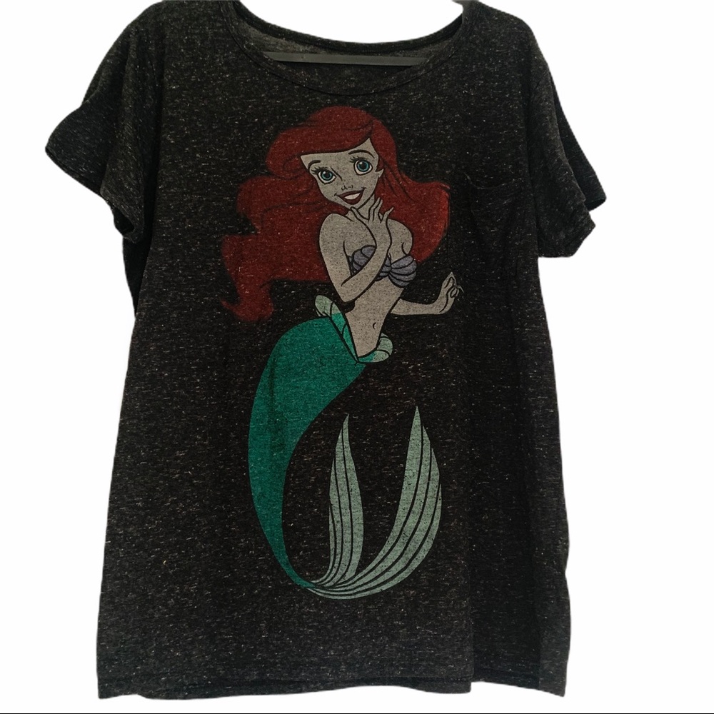 3/$18 🌻 Disney Ariel Graphic Tee